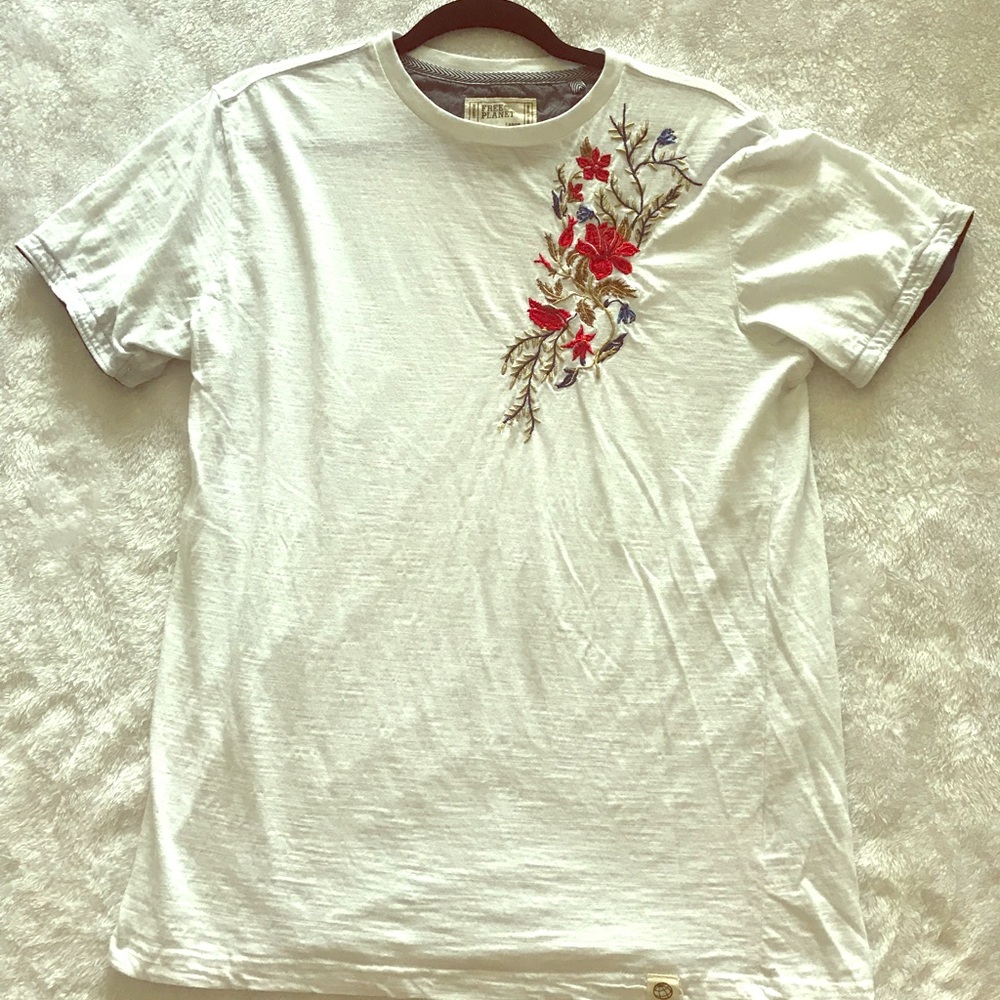 Causal tee